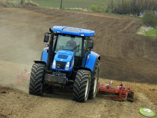 New Holland T7530 Dane techniczne