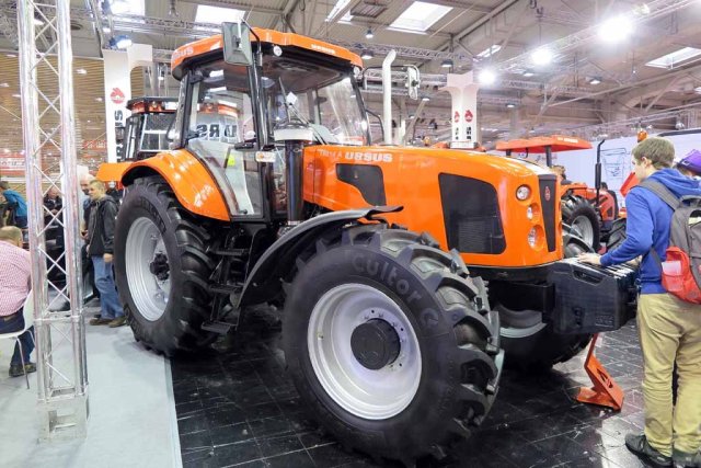 John Deere 6810 Dane techniczne