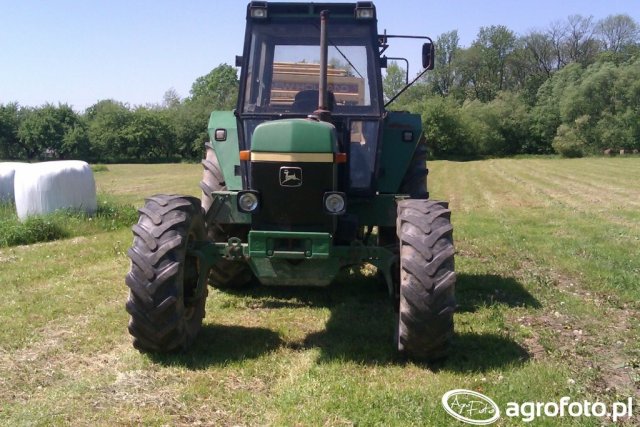 John Deere 3040 Dane techniczne