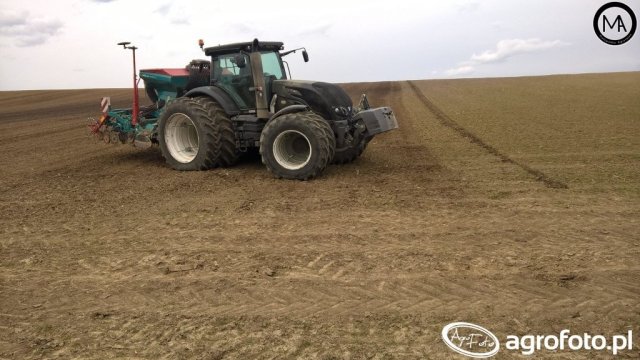 Valtra S324 Dane techniczne