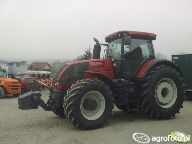 Valtra S323 Dane techniczne