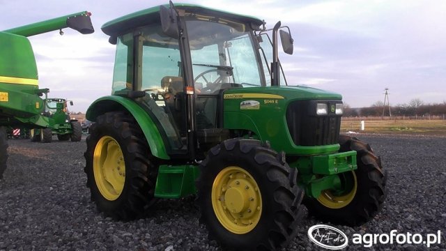 John Deere 5065E Dane techniczne