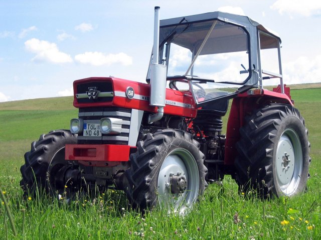 Massey Ferguson 158 Dane techniczne