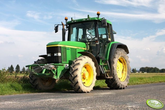 John Deere 6810 Dane techniczne