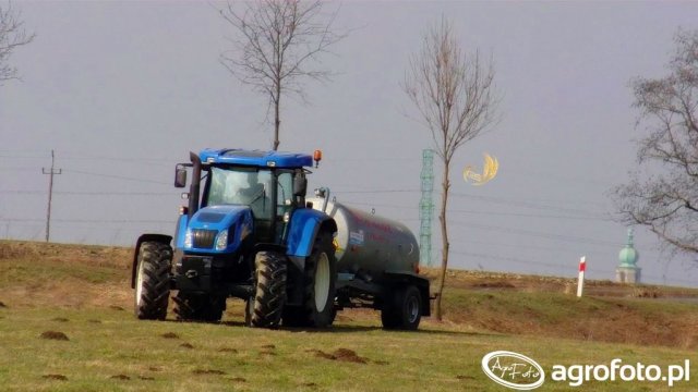 New Holland T7520 Dane techniczne