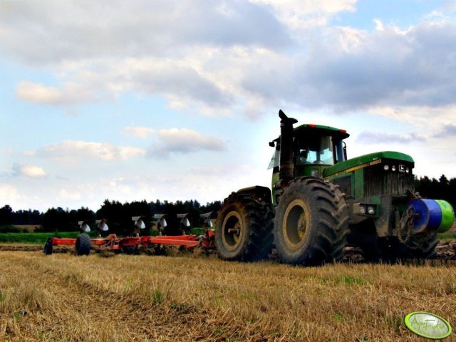 John Deere 8650 Dane techniczne
