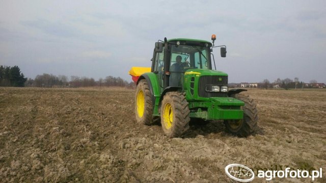 John Deere 6130 Dane techniczne