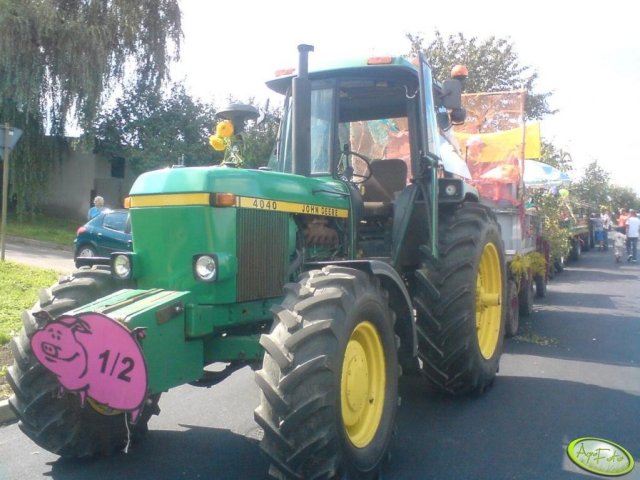 John Deere 4040 S Dane techniczne