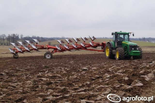 John Deere 8520 Dane techniczne