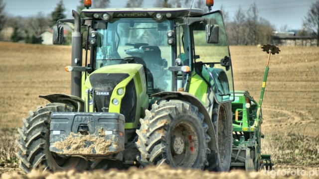 Claas Arion 640 (2012-2017) Dane techniczne